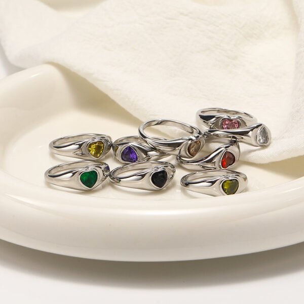 Design Heart-shaped Inlaid Zircon Titanium Steel Ring For Women - Image 3