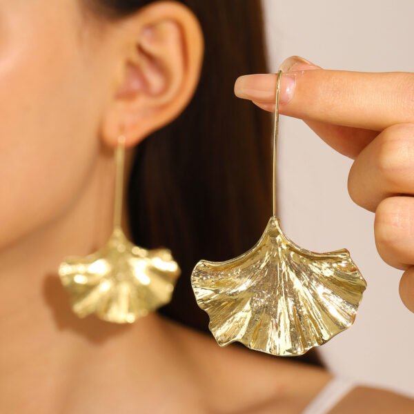 Ginkgo Leaf Alloy Texture Leaf Earrings